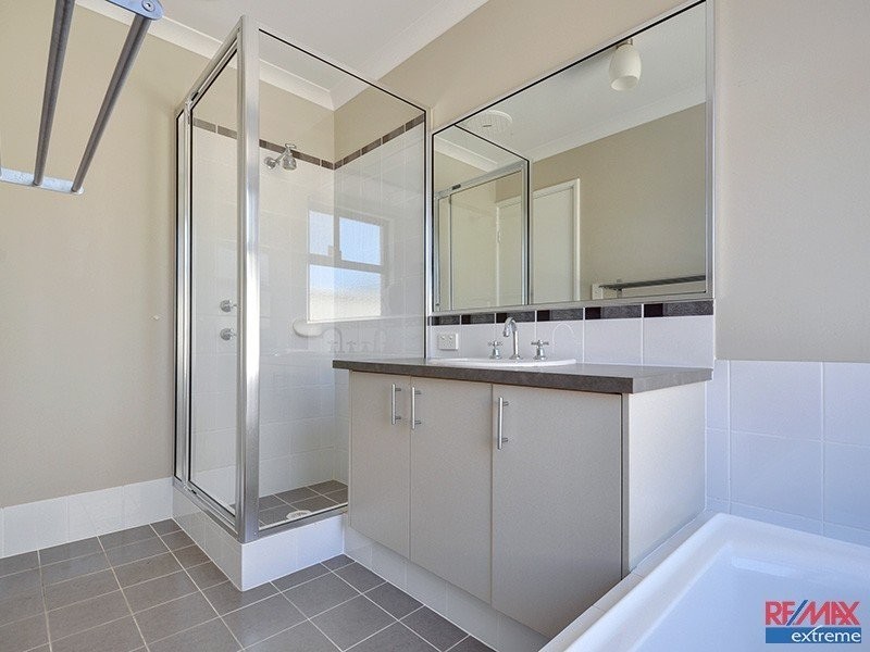 20 Osaka Loop, Hocking WA 6065