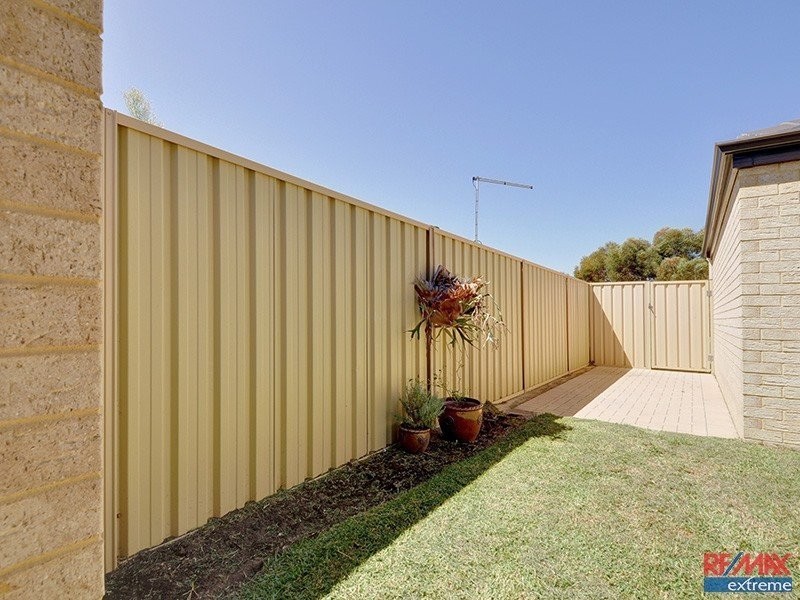 20 Osaka Loop, Hocking WA 6065