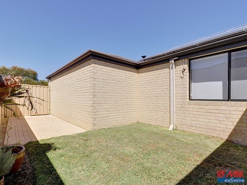 20 Osaka Loop, Hocking WA 6065