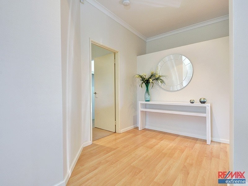 86 Willespie Drive, Pearsall WA 6065