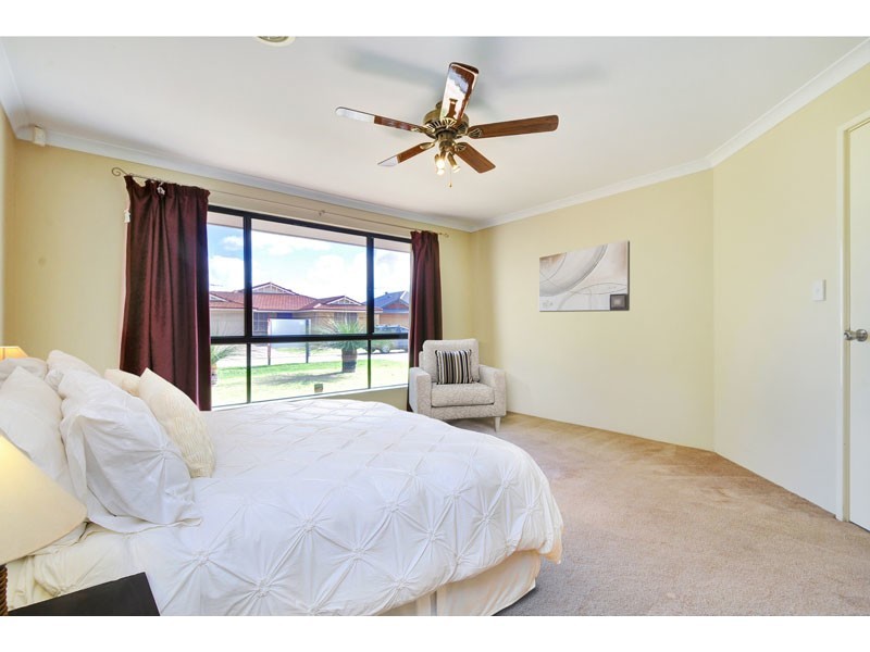 52 Tandara Fairway, Tapping WA 6065