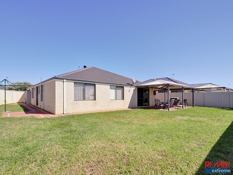 52 Tandara Fairway, Tapping WA 6065