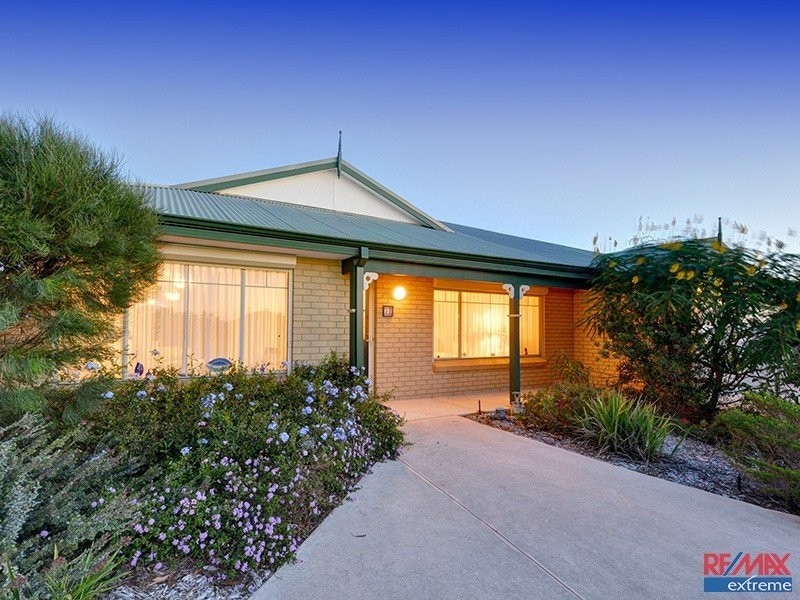 50 Selkirk Drive, Kinross WA 6028