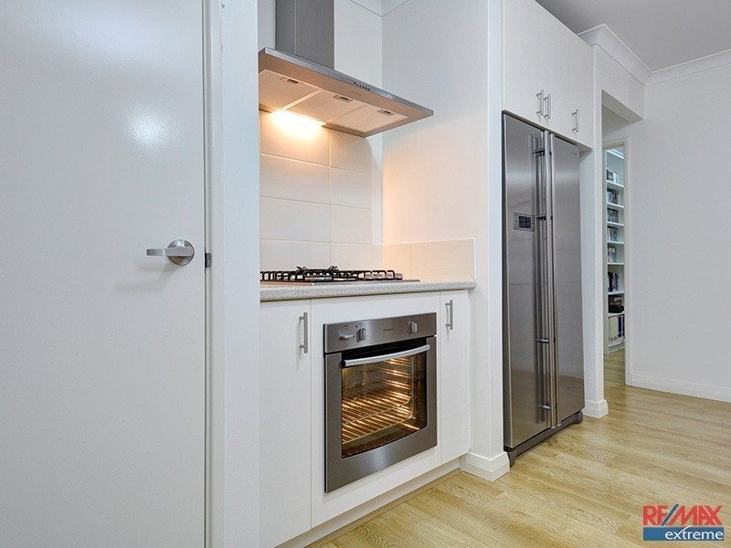 23 Athenny Way, Darch WA 6065