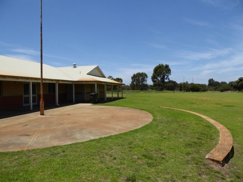 416 Rowley Road, Wandi WA 6167