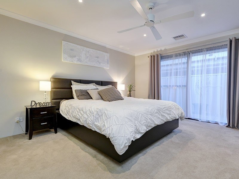 21 Alandale Bend, Banksia Grove WA 6031