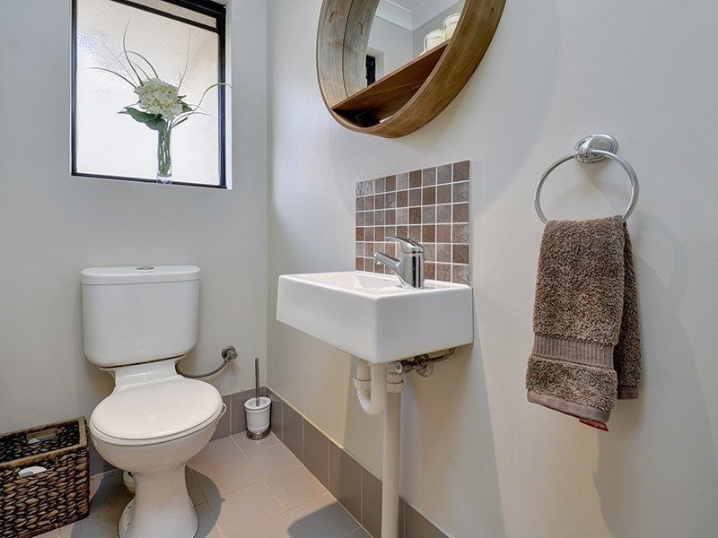 21 Alandale Bend, Banksia Grove WA 6031