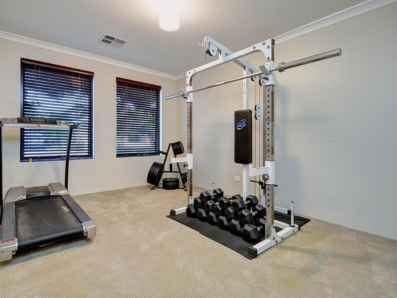 21 Alandale Bend, Banksia Grove WA 6031