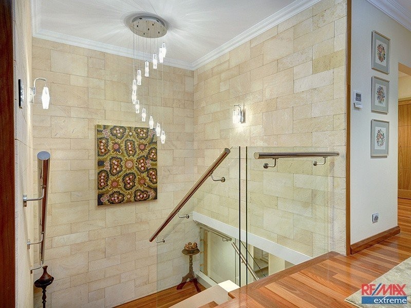 31 Matta Way, Pearsall WA 6065