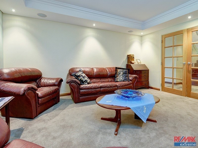 31 Matta Way, Pearsall WA 6065