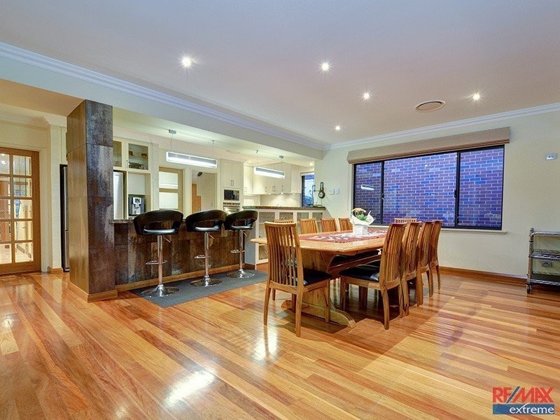 31 Matta Way, Pearsall WA 6065