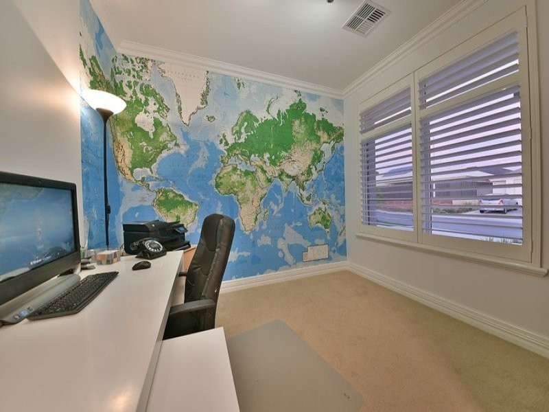 9 Fuchsia Street, Carramar WA 6031