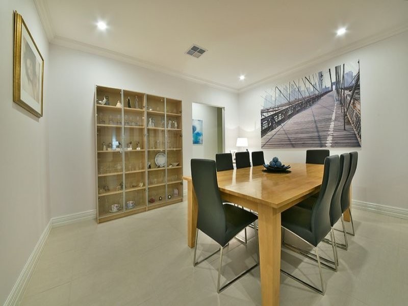 9 Fuchsia Street, Carramar WA 6031