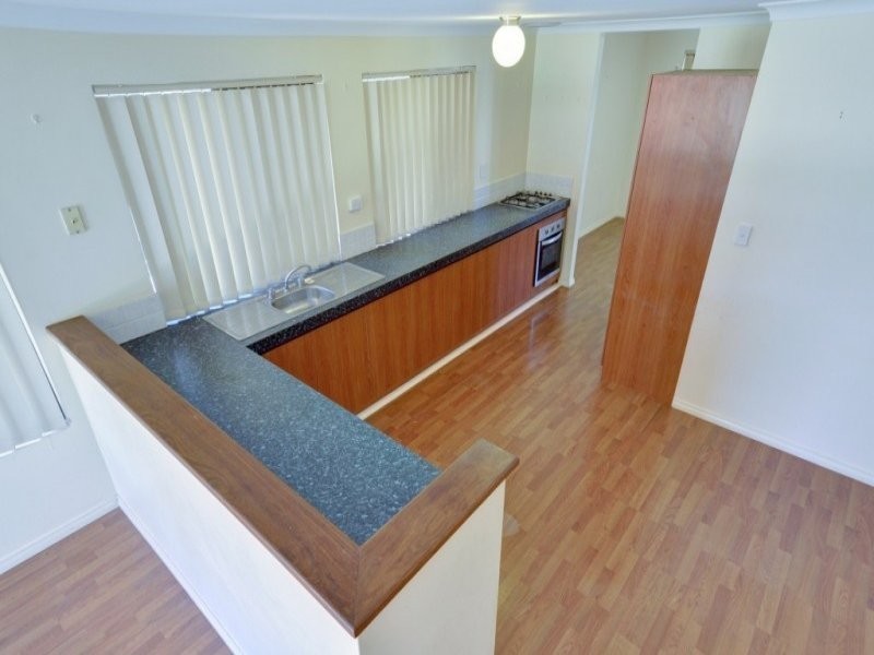 6 Gardneri Way, Banksia Grove WA 6031