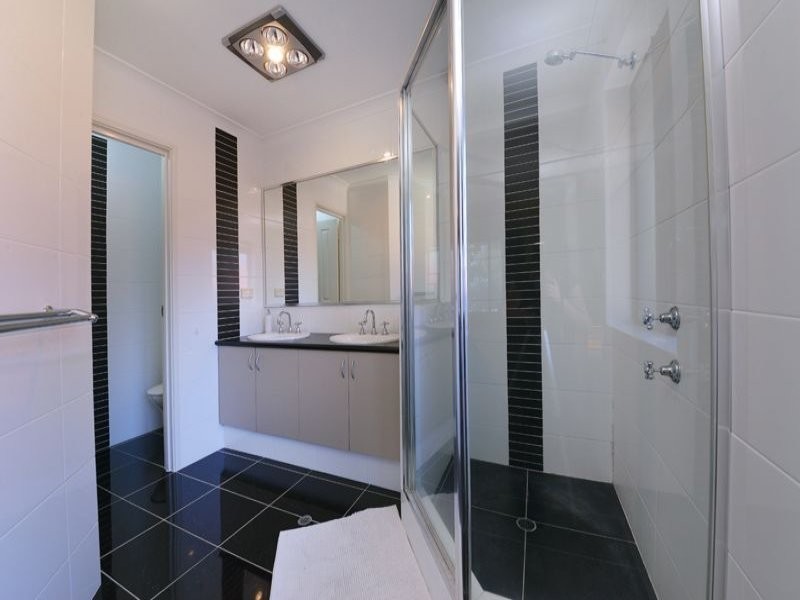 4 Ficarra Way, Sinagra WA 6065