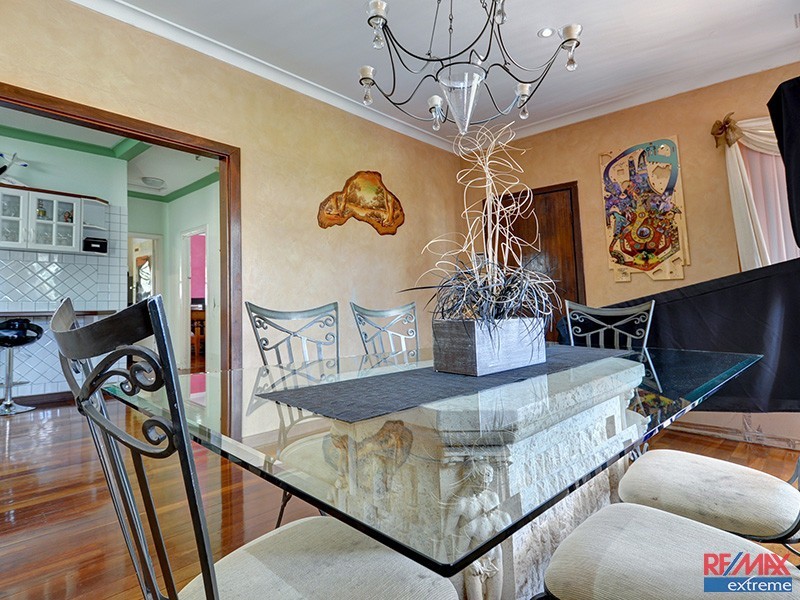 32 Eastdene Circle, Nollamara WA 6061