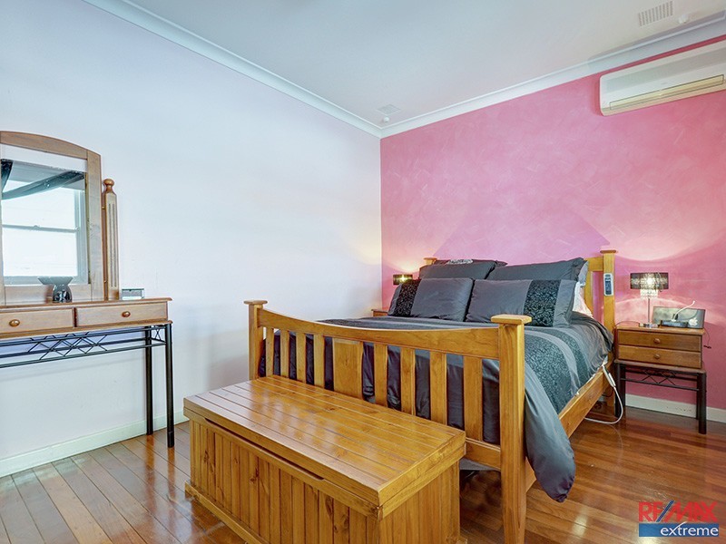 32 Eastdene Circle, Nollamara WA 6061