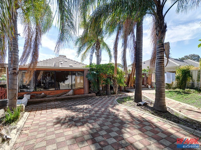 32 Eastdene Circle, Nollamara WA 6061