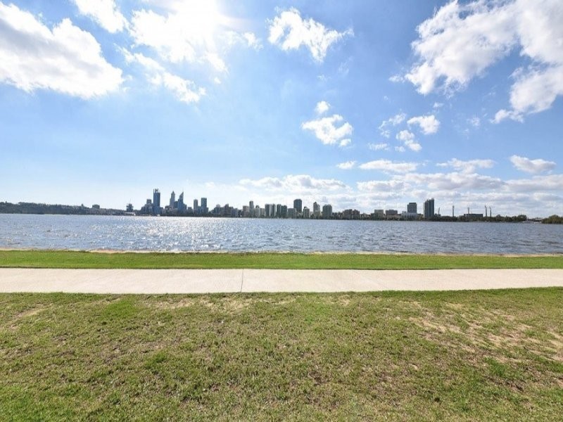 21/19 Delamere Avenue, South Perth WA 6151