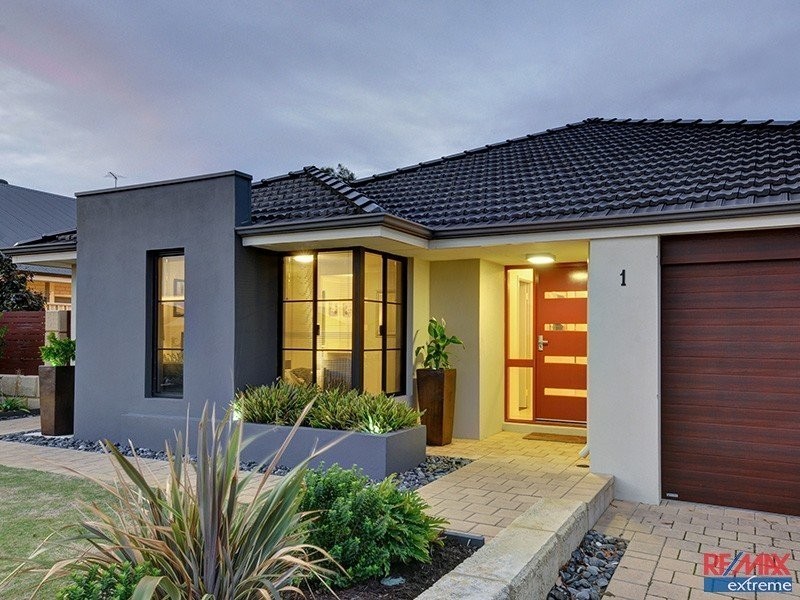 1 Roma Lane, Banksia Grove WA 6031