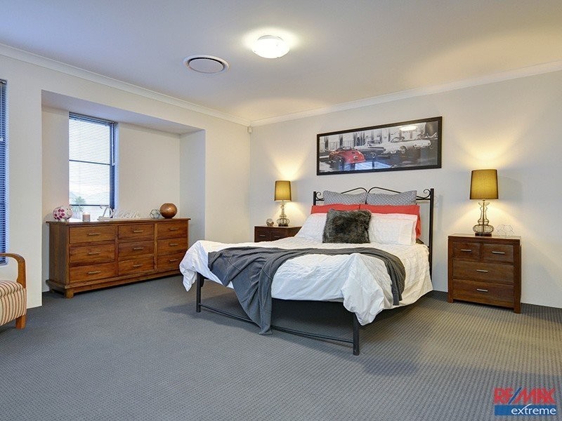 1 Roma Lane, Banksia Grove WA 6031