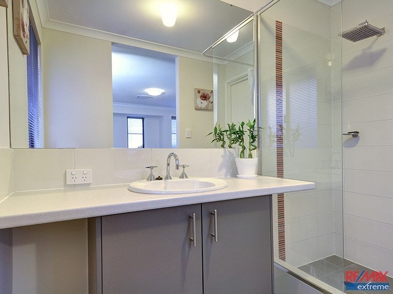 1 Roma Lane, Banksia Grove WA 6031