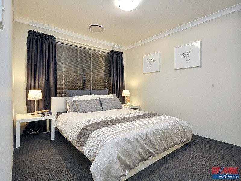 1 Roma Lane, Banksia Grove WA 6031