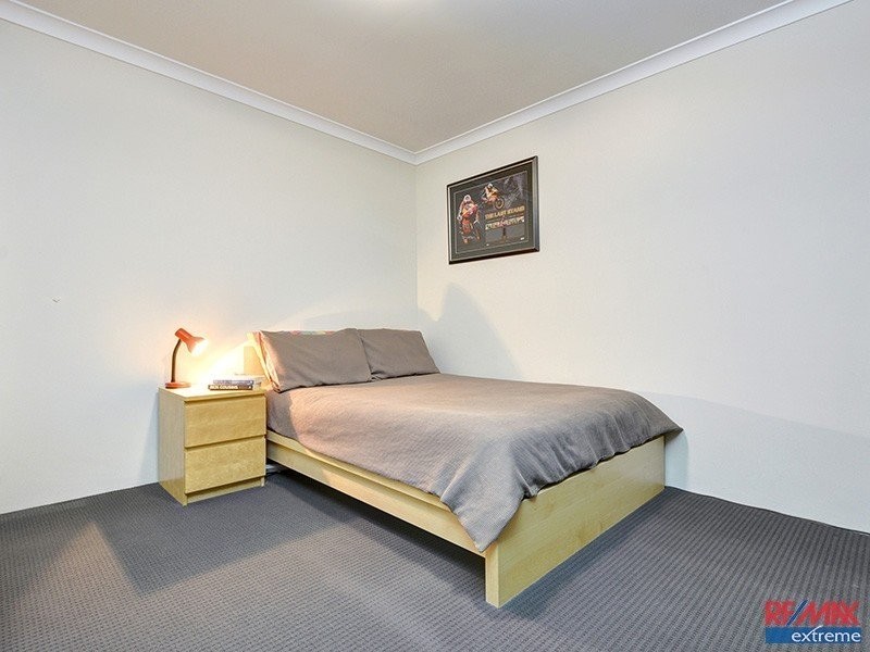 1 Roma Lane, Banksia Grove WA 6031