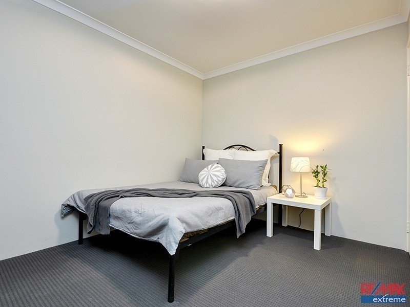 1 Roma Lane, Banksia Grove WA 6031