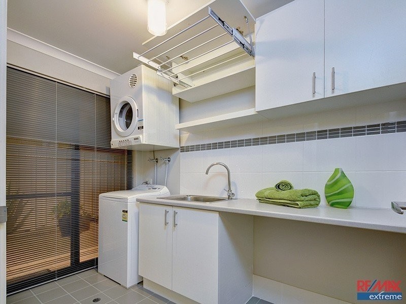 1 Roma Lane, Banksia Grove WA 6031