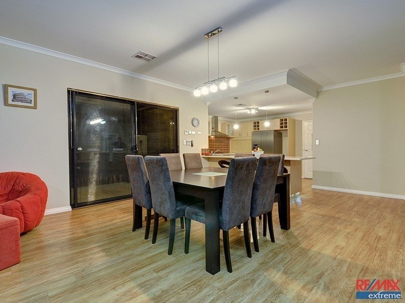 12 Alandale Bend, Banksia Grove WA 6031