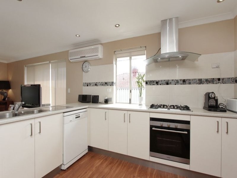 43 Crabtree Street, Alexander Heights WA 6064