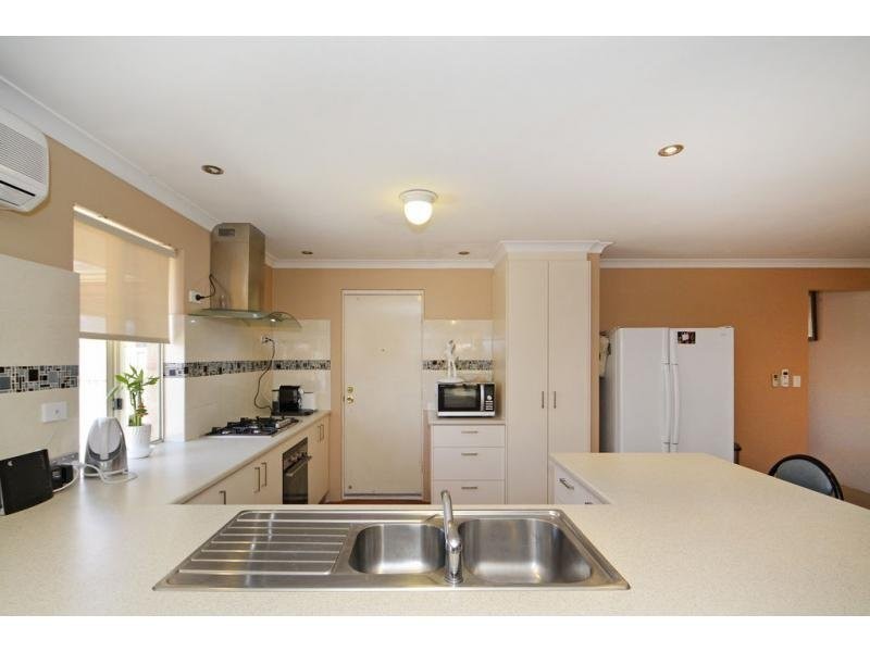 43 Crabtree Street, Alexander Heights WA 6064