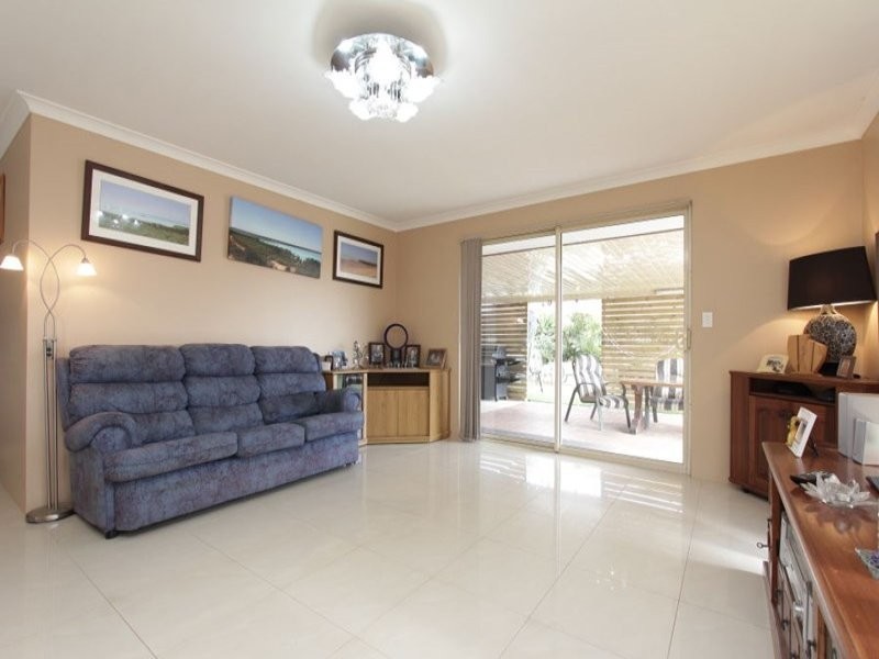 43 Crabtree Street, Alexander Heights WA 6064