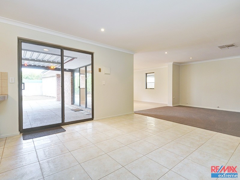 24 Towarda Way, Wanneroo WA 6065