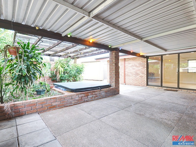 24 Towarda Way, Wanneroo WA 6065