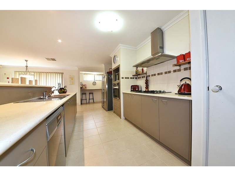 4 Archimedes Crescent, Tapping WA 6065