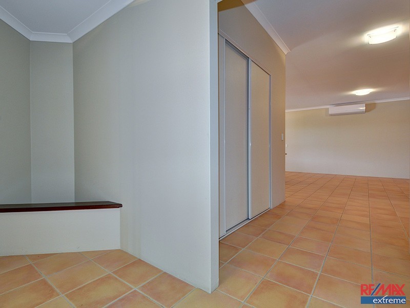 22 Darlington Loop, Pearsall WA 6065