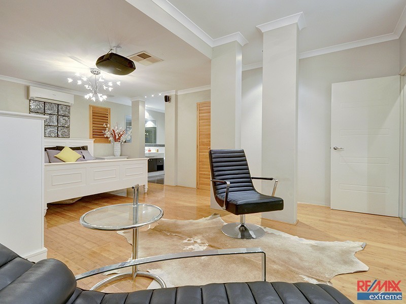 4 Bonnard Crescent, Ashby WA 6065