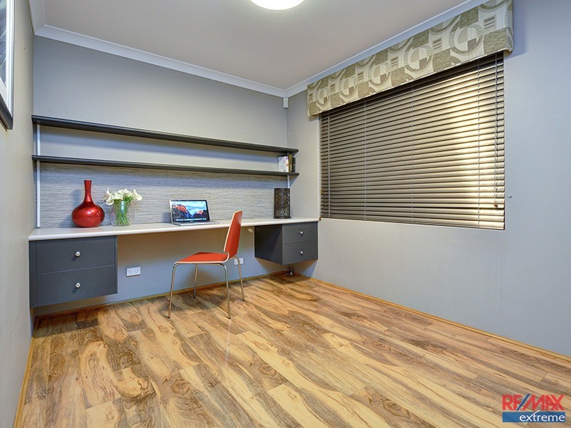 4 Bonnard Crescent, Ashby WA 6065