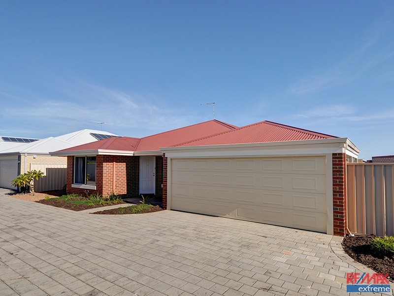 15 Apsley Bend, Tapping WA 6065