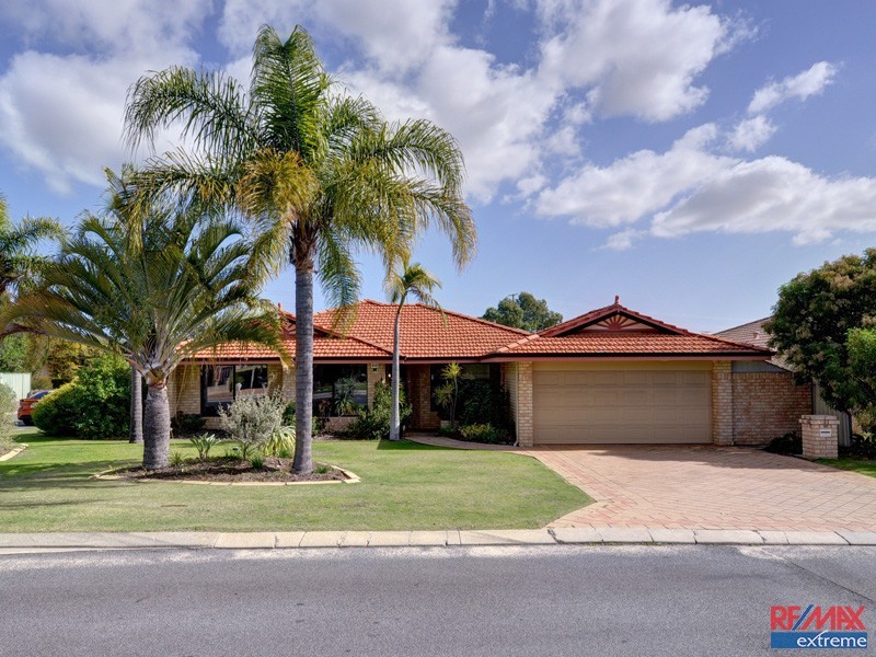30 Balladong Loop, Carramar WA 6031