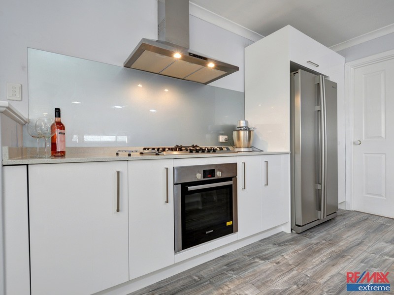 30 Balladong Loop, Carramar WA 6031