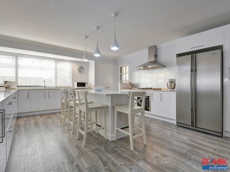 30 Balladong Loop, Carramar WA 6031