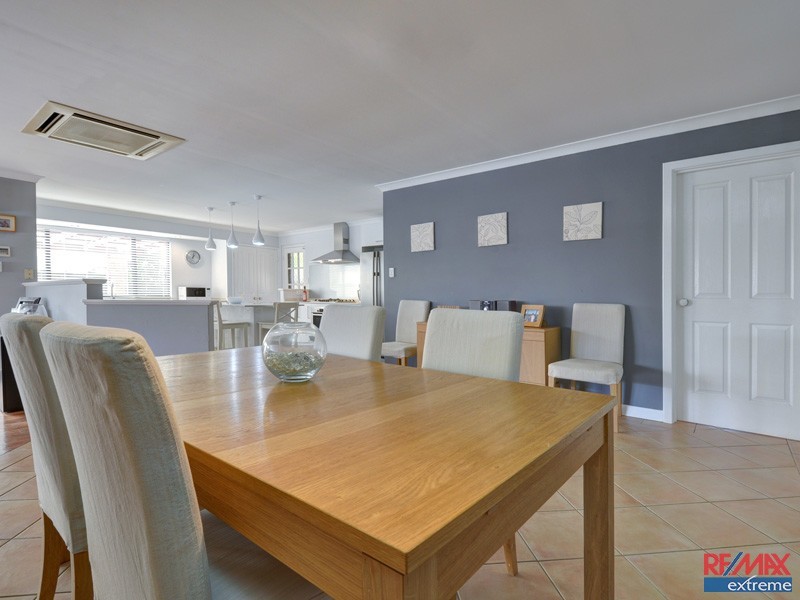 30 Balladong Loop, Carramar WA 6031