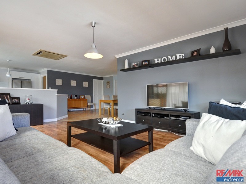 30 Balladong Loop, Carramar WA 6031