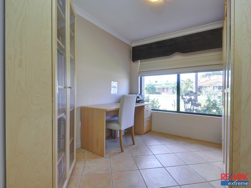 30 Balladong Loop, Carramar WA 6031