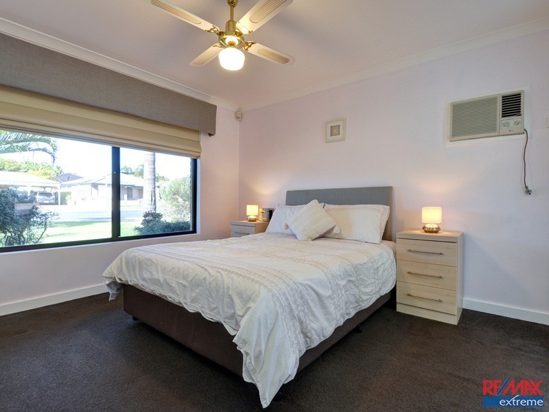30 Balladong Loop, Carramar WA 6031