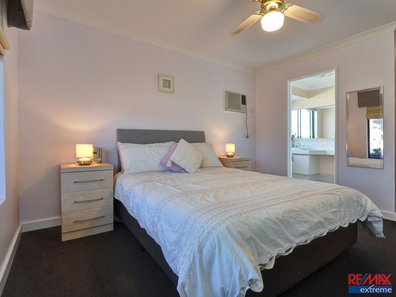 30 Balladong Loop, Carramar WA 6031