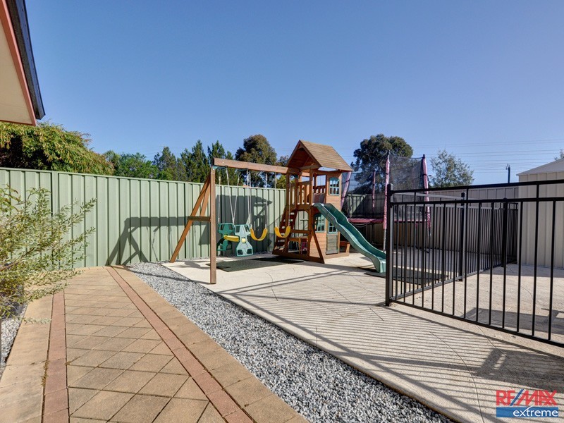 30 Balladong Loop, Carramar WA 6031
